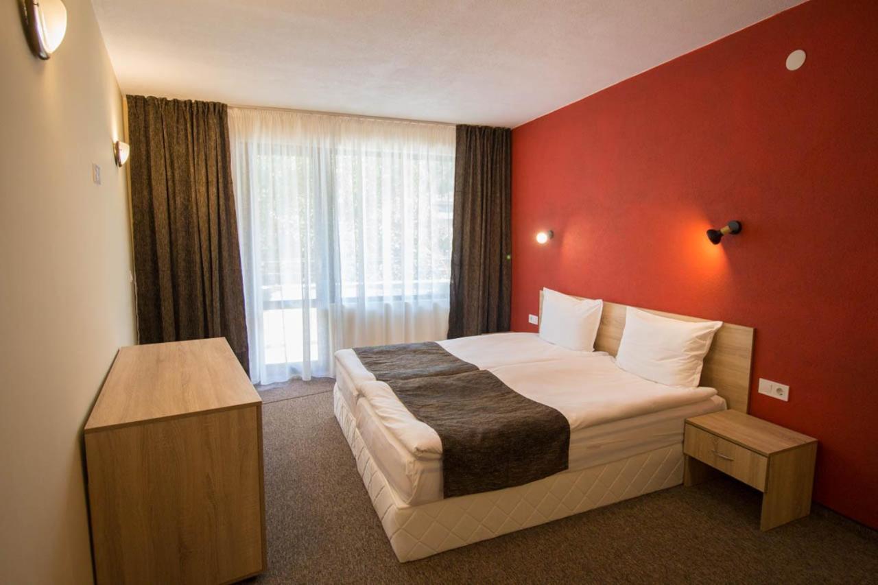 Evridika Hotel Devin Buitenkant foto