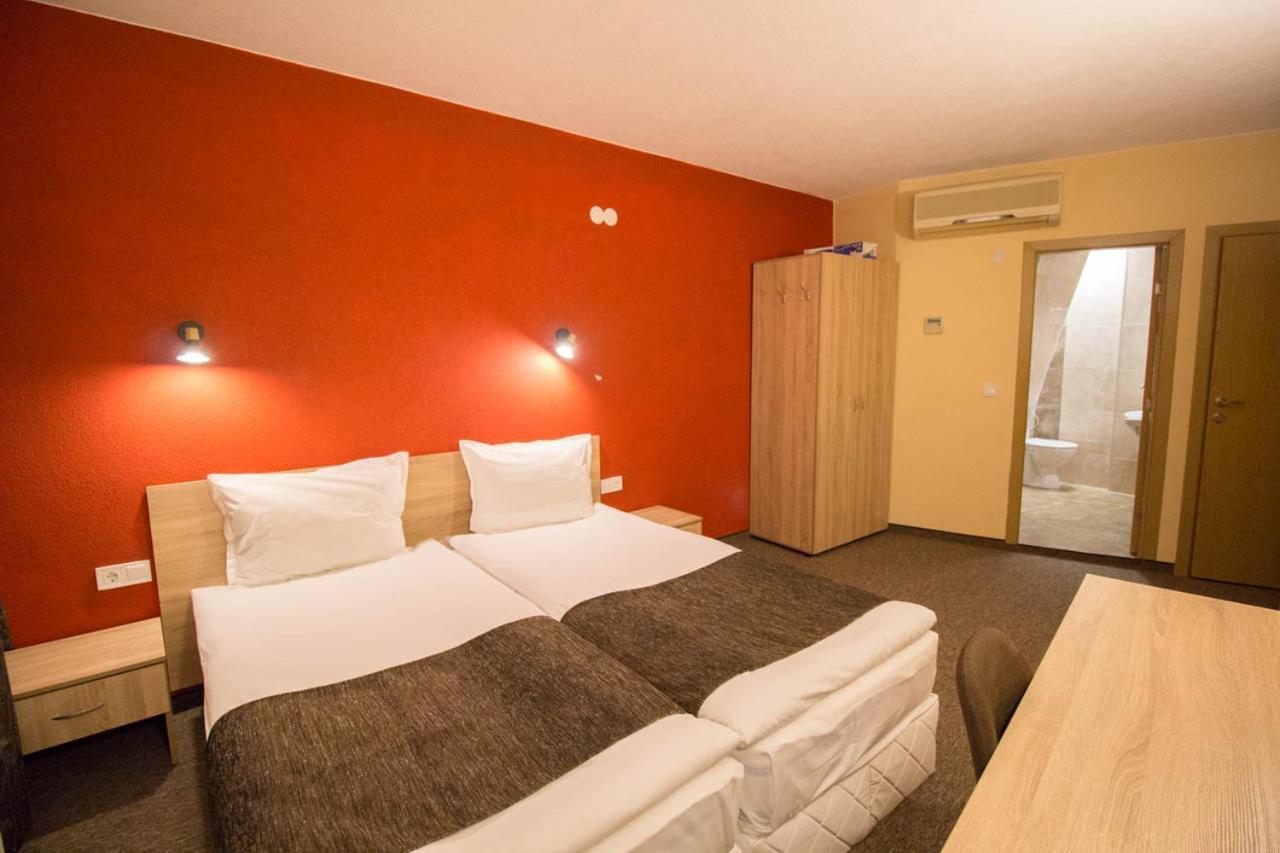Evridika Hotel Devin Buitenkant foto