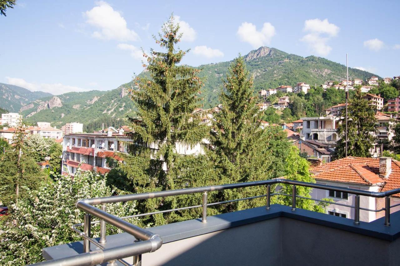 Evridika Hotel Devin Buitenkant foto