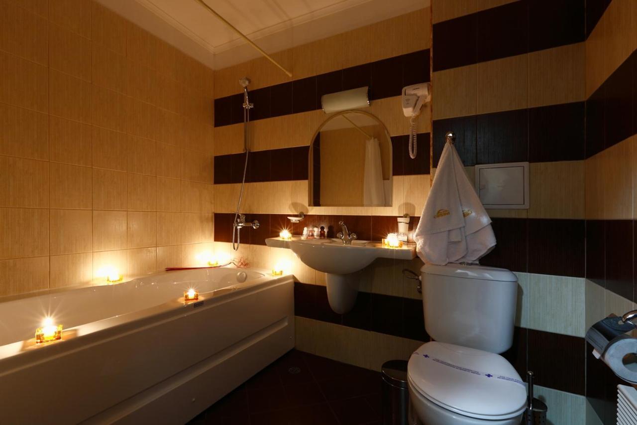 Evridika Hotel Devin Buitenkant foto