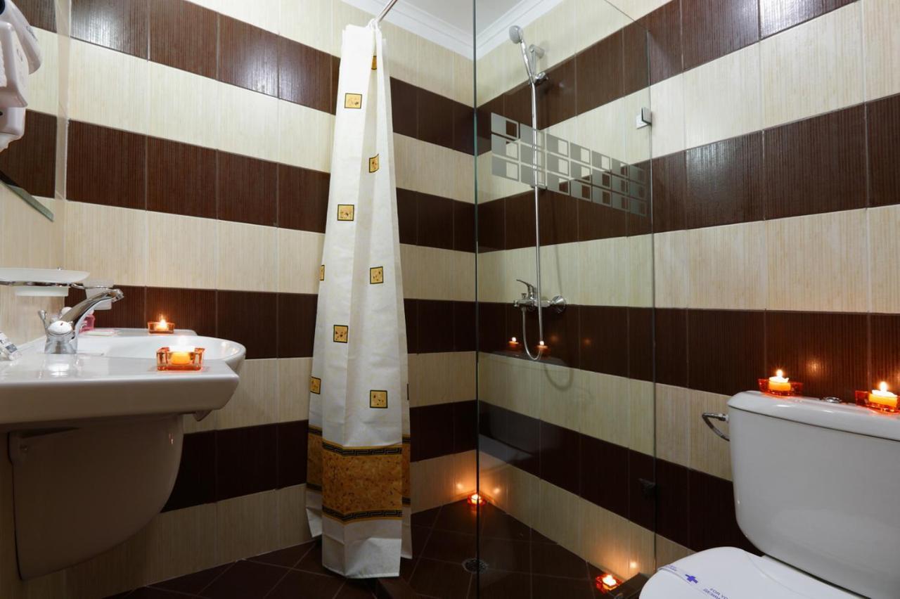 Evridika Hotel Devin Buitenkant foto